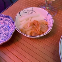Домашние маринованные дайкон и кимчи