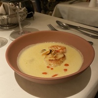 Чаудер с гребешком и лангустинами