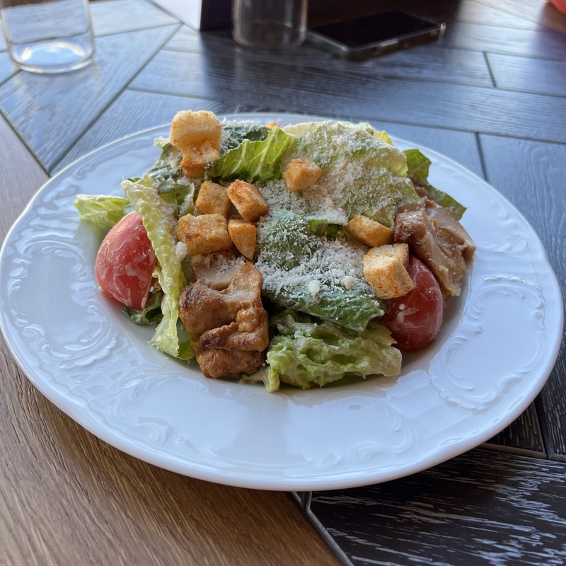 Цезарь с мясом цыпленка