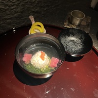 Краб в бульоне даси, слива умэ