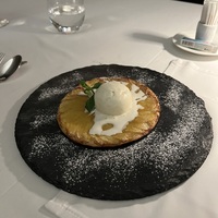 Яблочный пирог с мороженым