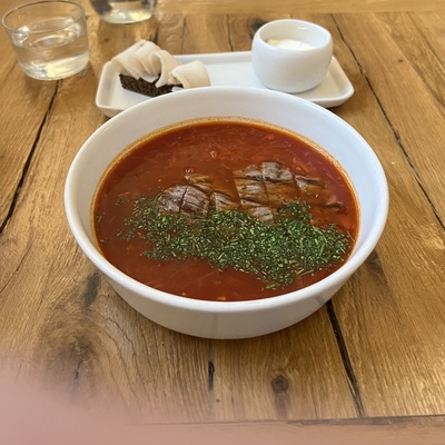 Борщ, сало, фермерская сметана