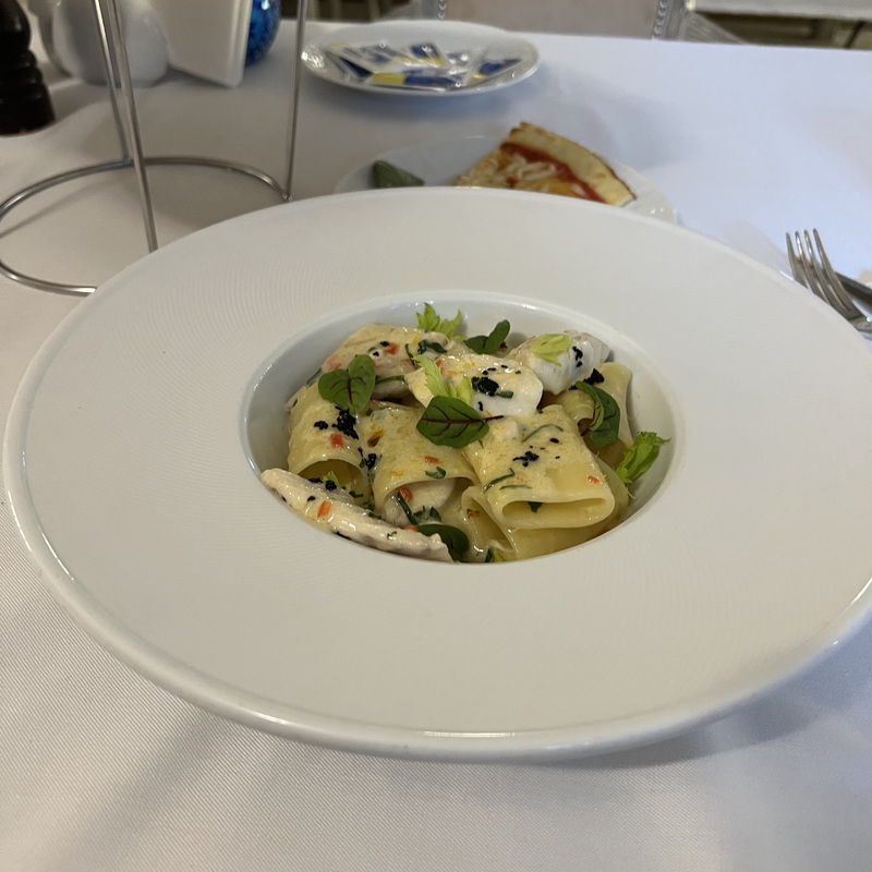 Paccheri с диким сибасом и лимоном