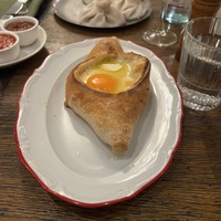 Хачапури по-аджарски