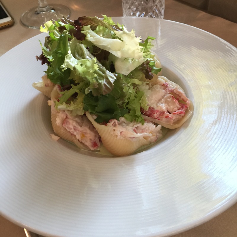 Паста «конкильони с мясом краба в пшеничном соусе»