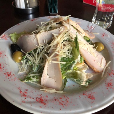 Салат «Цезарь с куриной грудкой»