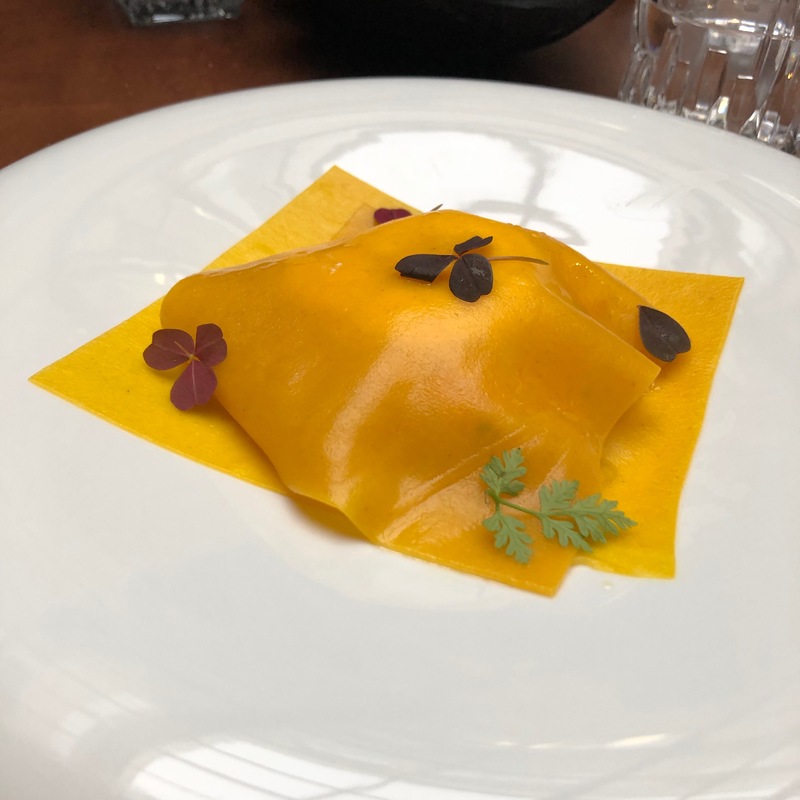 Равиоли с мясом краба
