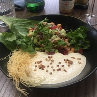 Крабовый салат с нутом