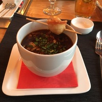 Остро-кислый суп с мясом краба