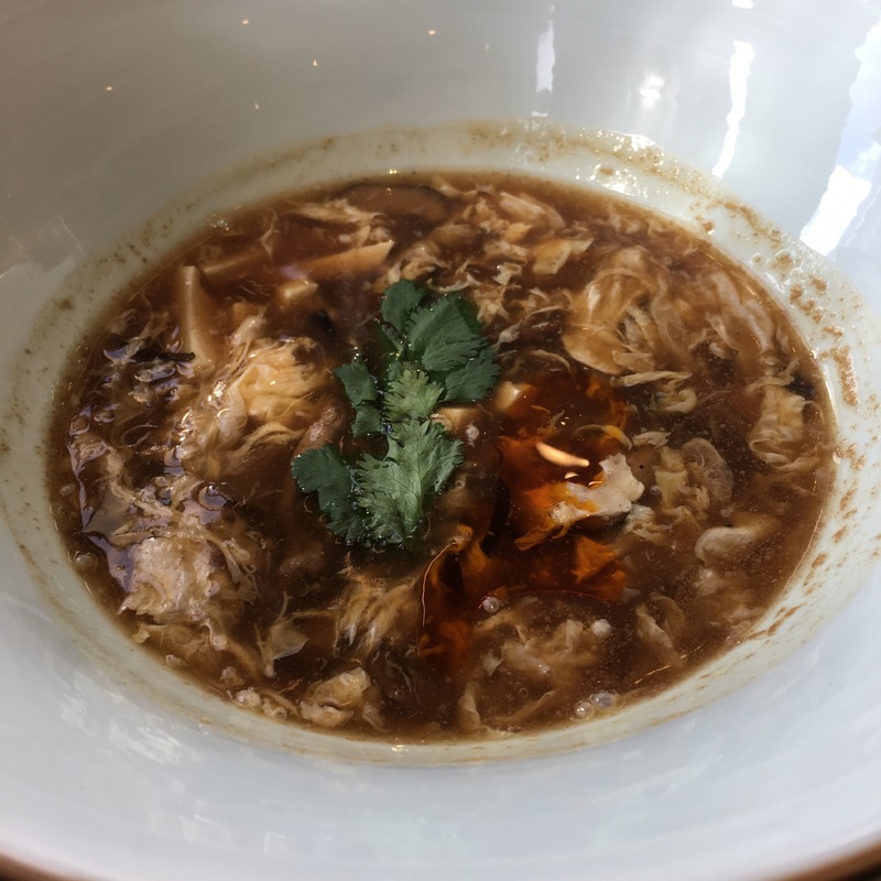 Кисло-острый суп с говядиной и овощами