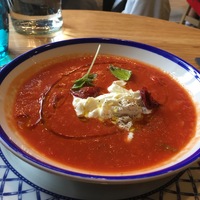 Томатный суп Papa al Pomodoro со страчателлой