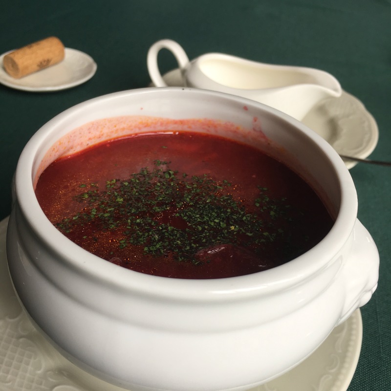 Борщ из гусиных копченостей