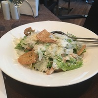 Салат “Цезарь” с курицей