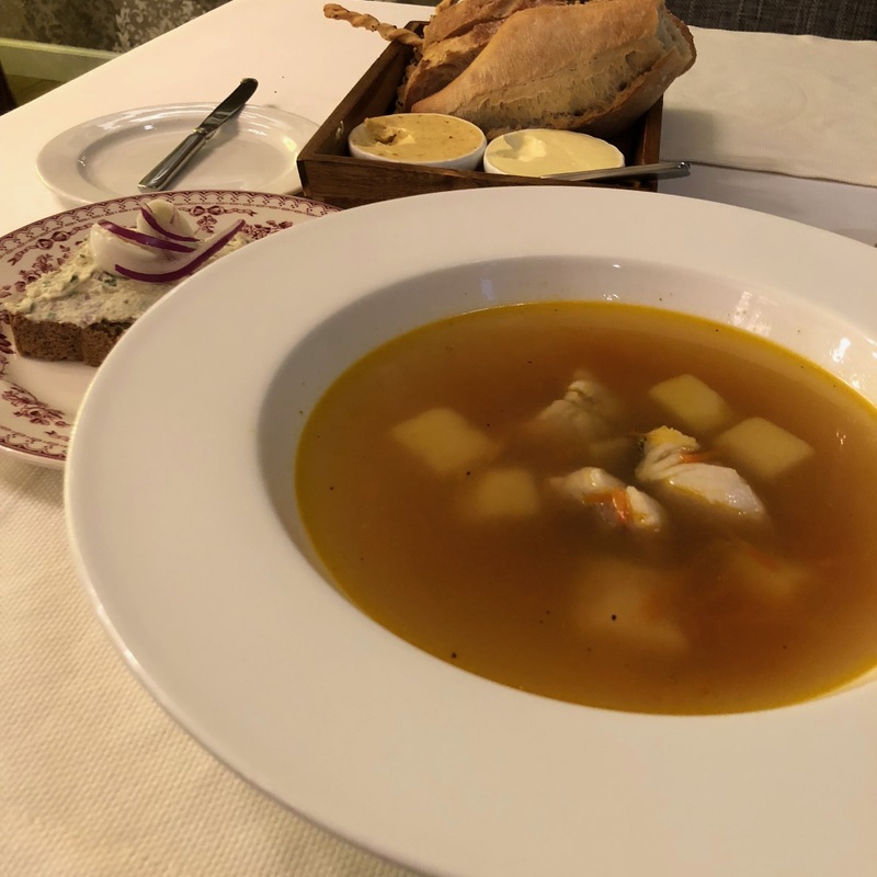 Уха из речной сибирской рыбы, форшмак из сельди