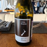 Вино белое Little Beauty , Sauvignon Blanc, Marlborough, New Zealand, 2016