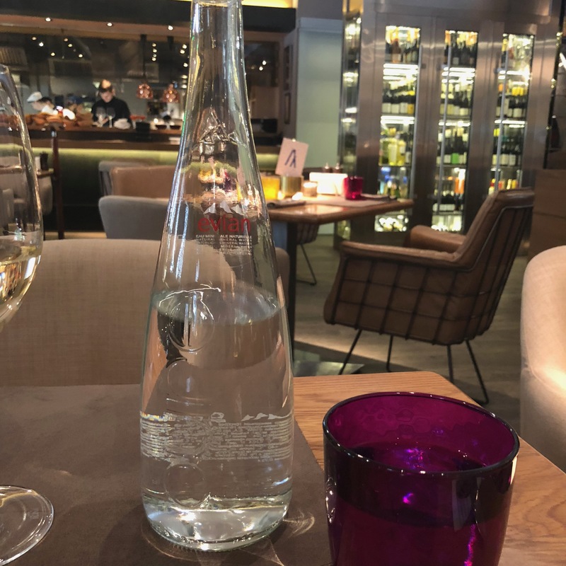 Вода Evian 0.75