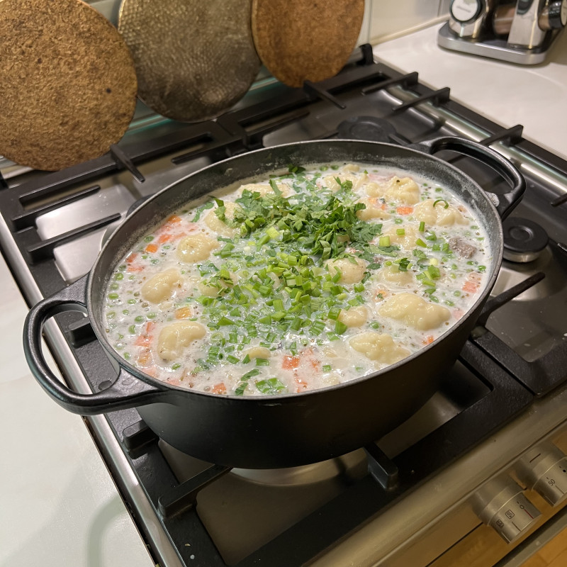 Куриный суп с клёцками