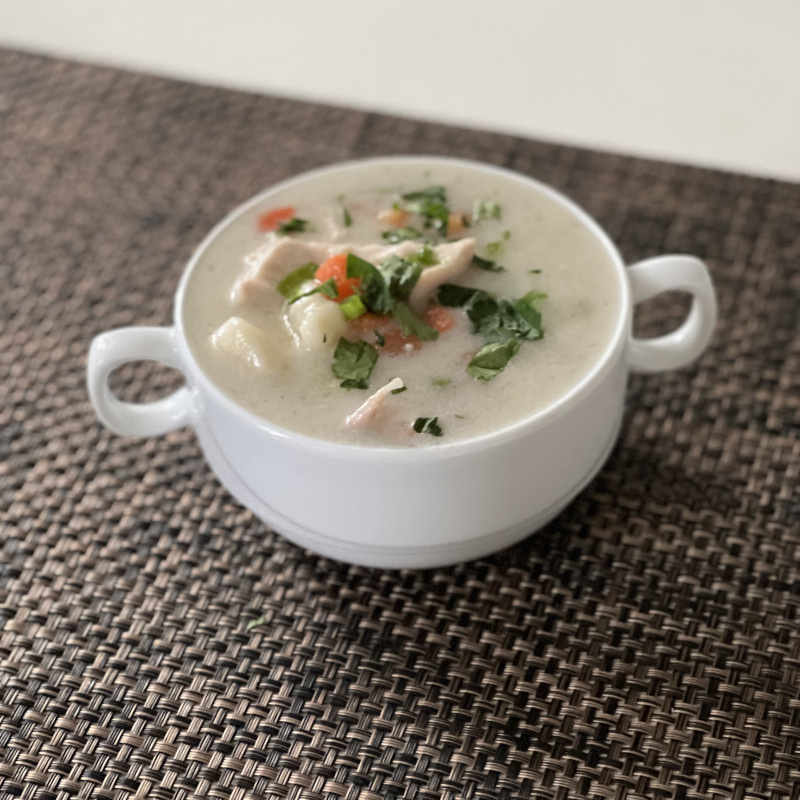 Куриный суп с клёцками