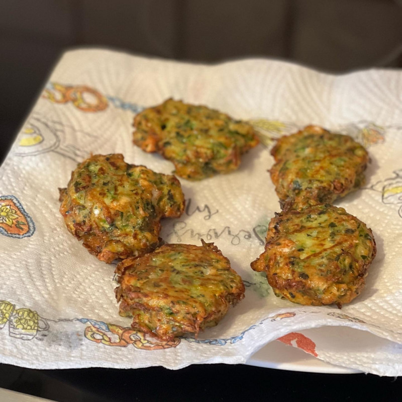 Греческие оладьи из цукини
