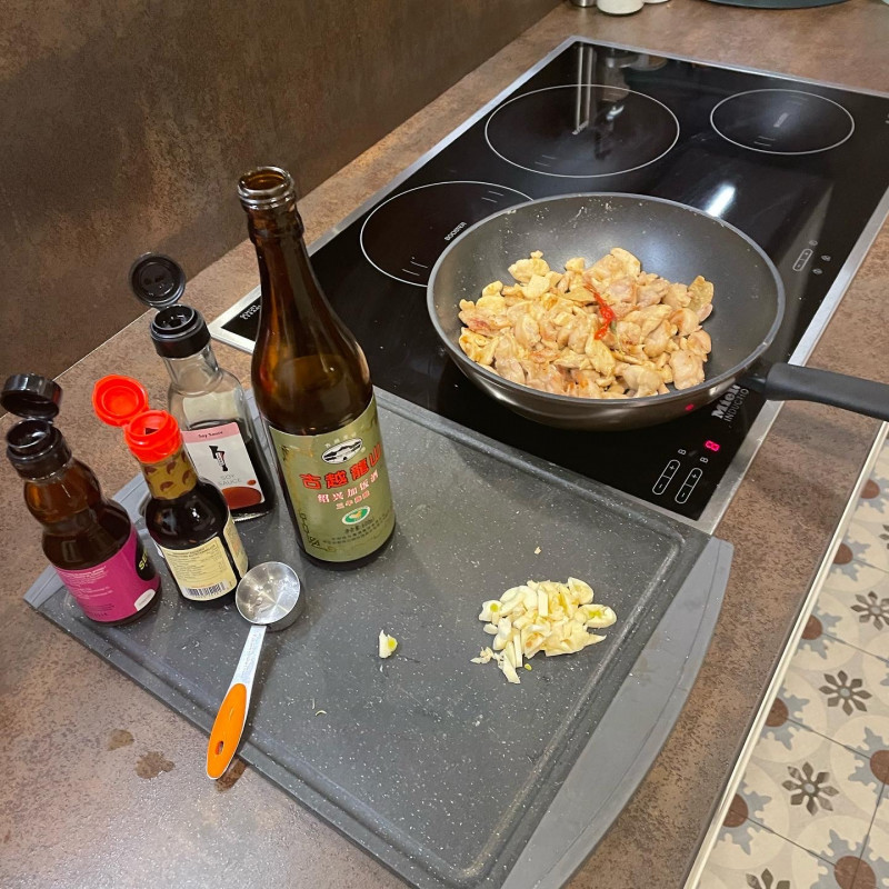 Цыпленок три чашки