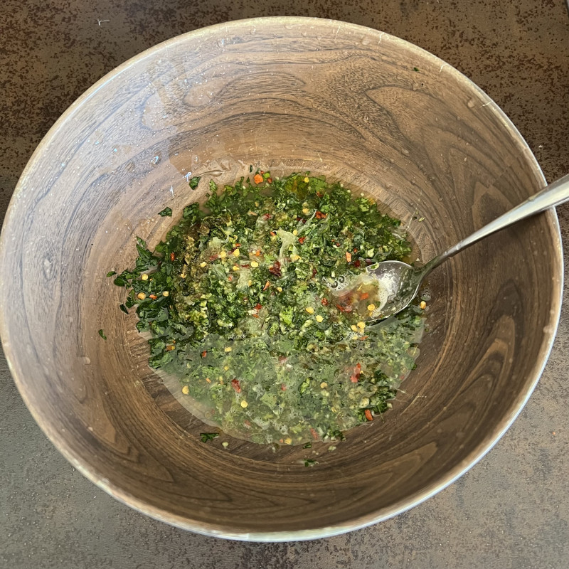 Цыпленок с лаймом и зеленью